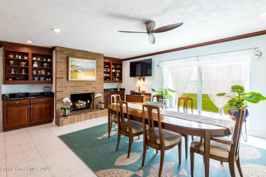 Photo of 775 Malibu Lane