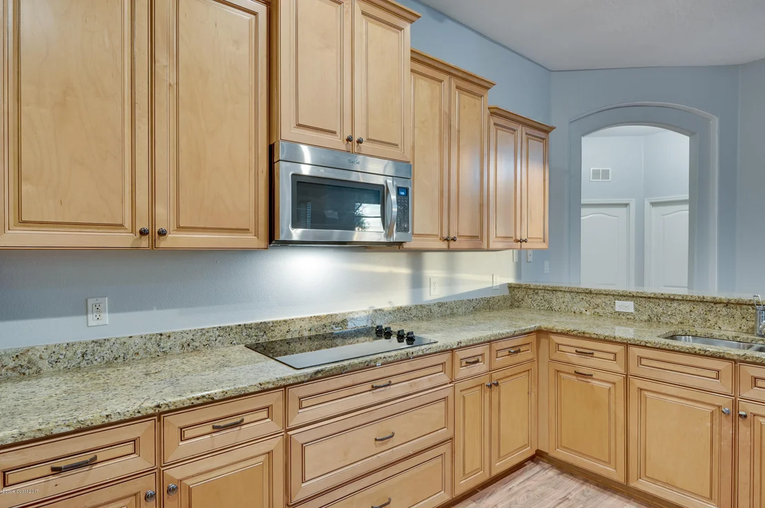 Photo of 2118 Windbrook Drive SE