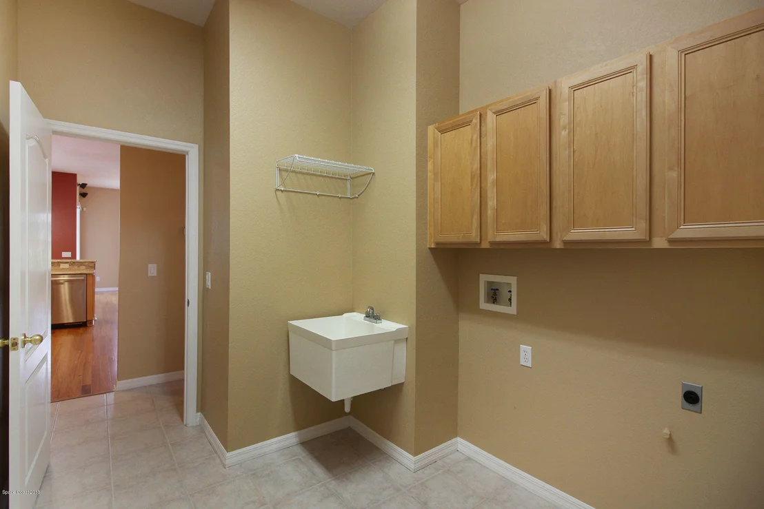 Photo of 5675 Sheffield Place