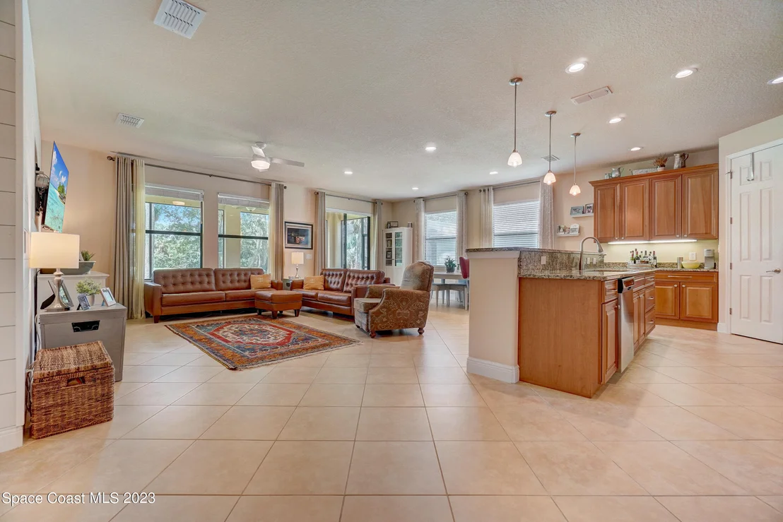 Photo of 1568 Outrigger Circle