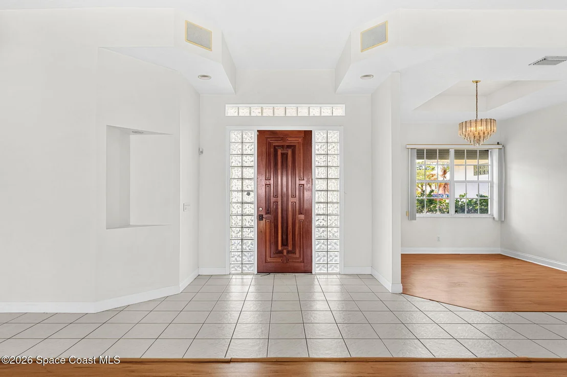 Photo of 2729 Pineapple Avenue