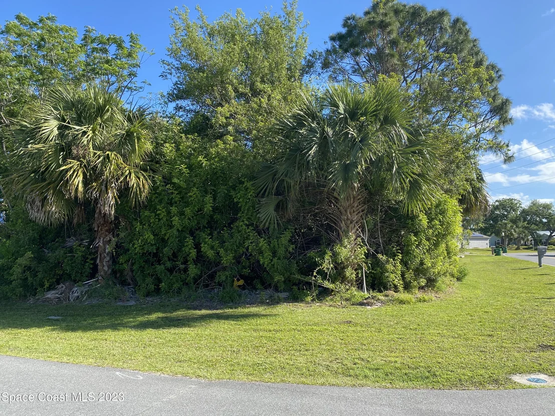 Photo of 305 Perch Lane