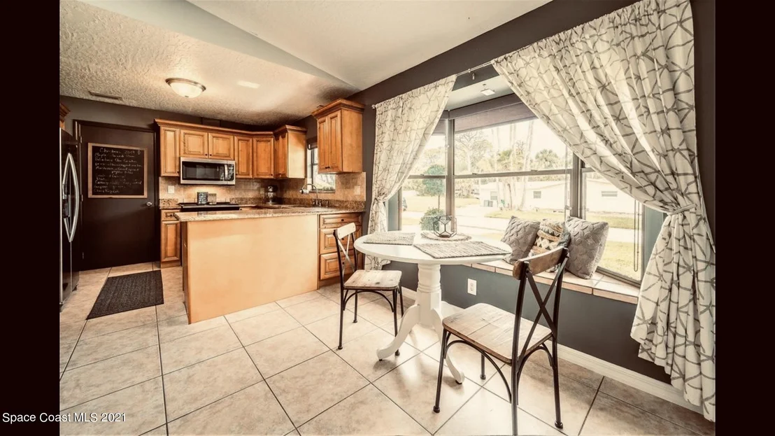 Photo of 134 Oakledge Drive