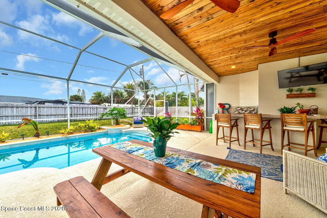 Photo of 328 Rio Villa Boulevard
