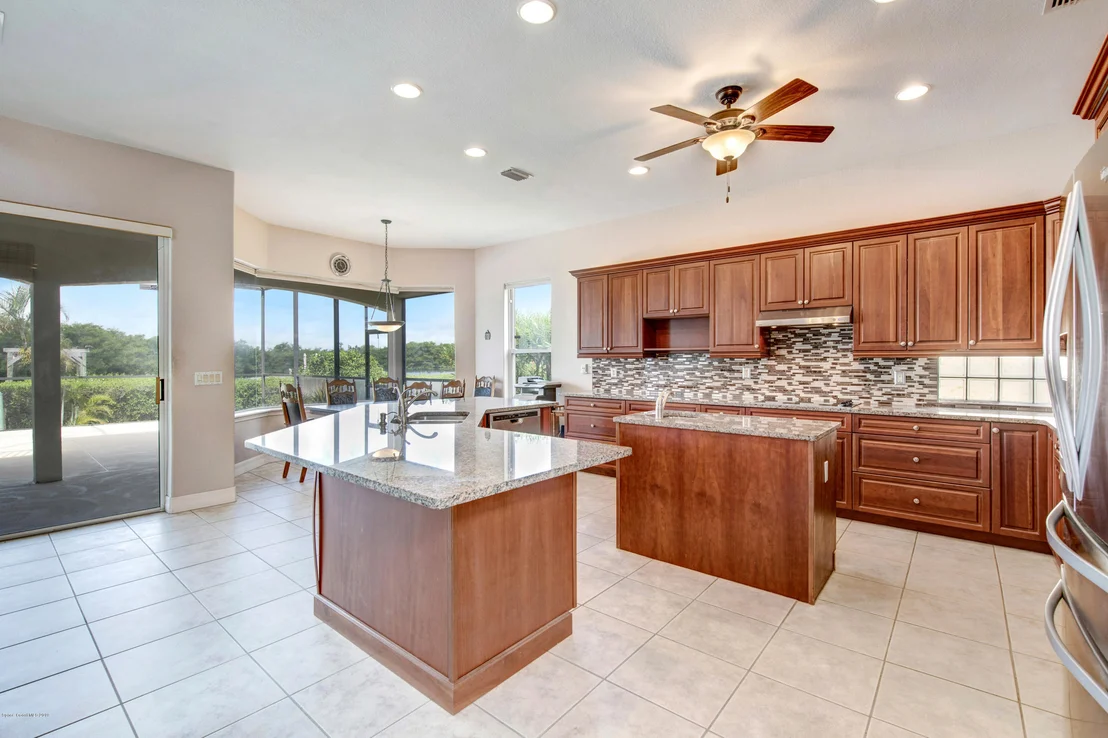 Photo of 406 Lanternback Island Drive