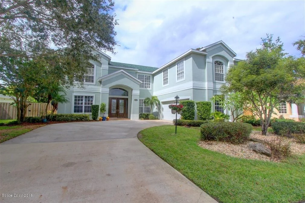 Photo of 5851 Newbury Circle