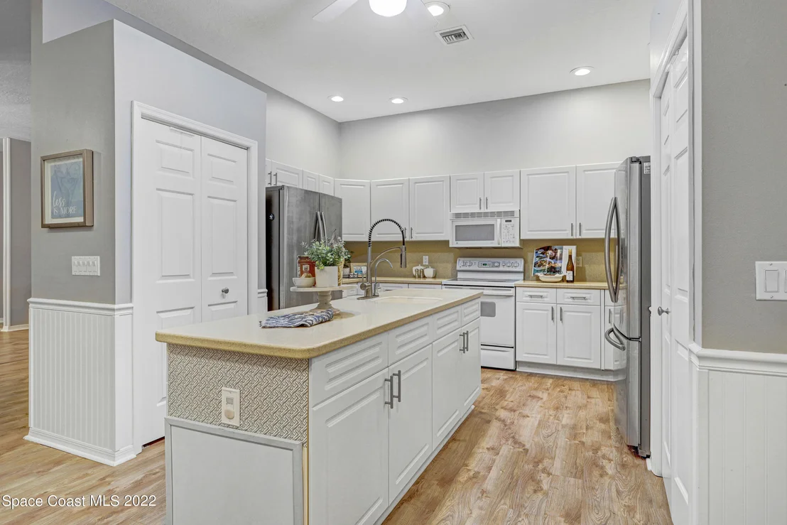 Photo of 1828 Sabal Palm Drive