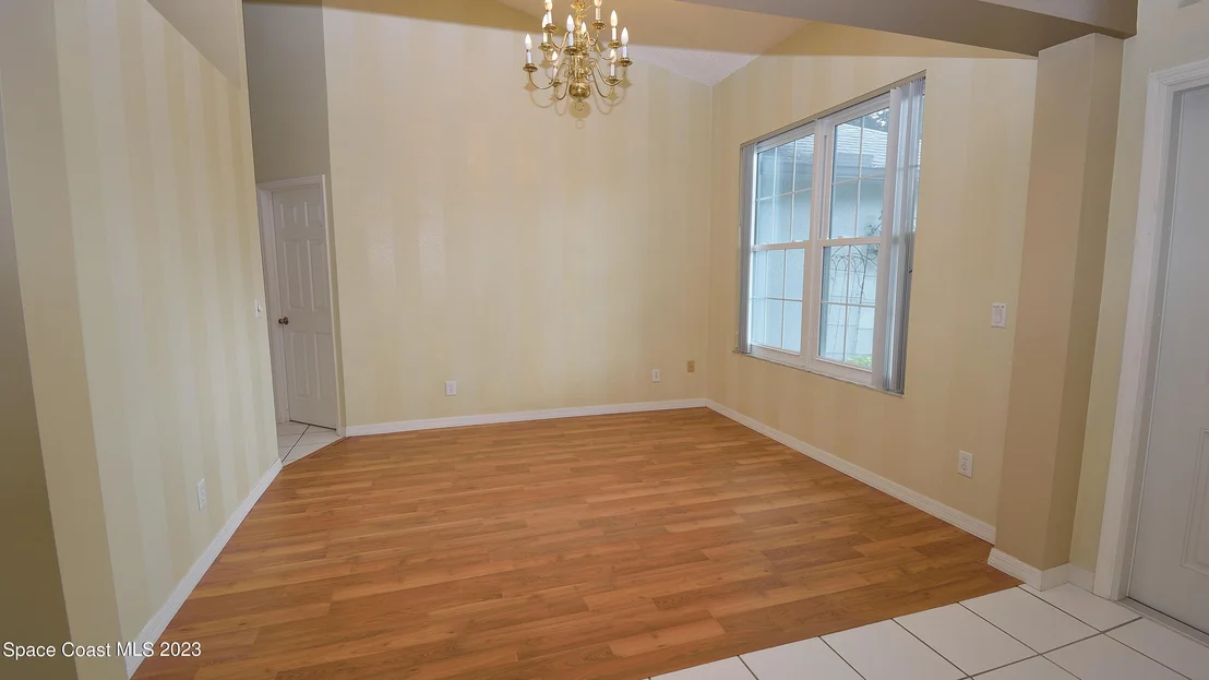 Photo of 1058 Jacaranda Circle