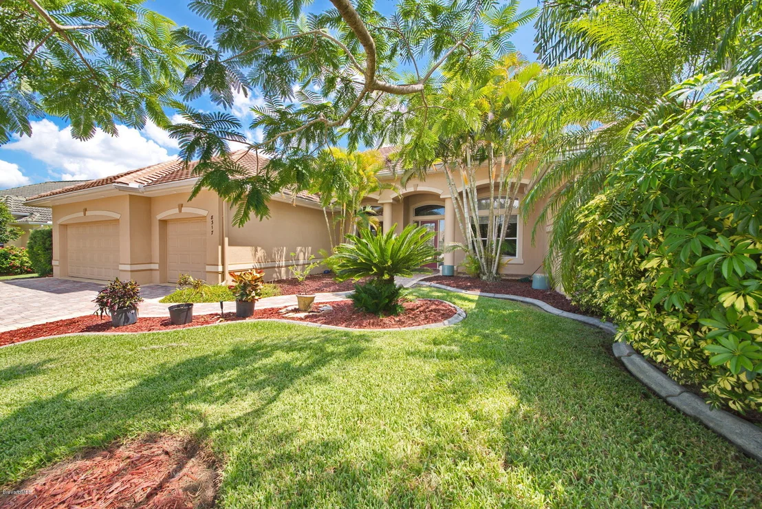 Photo of 8317 Cromwell Place