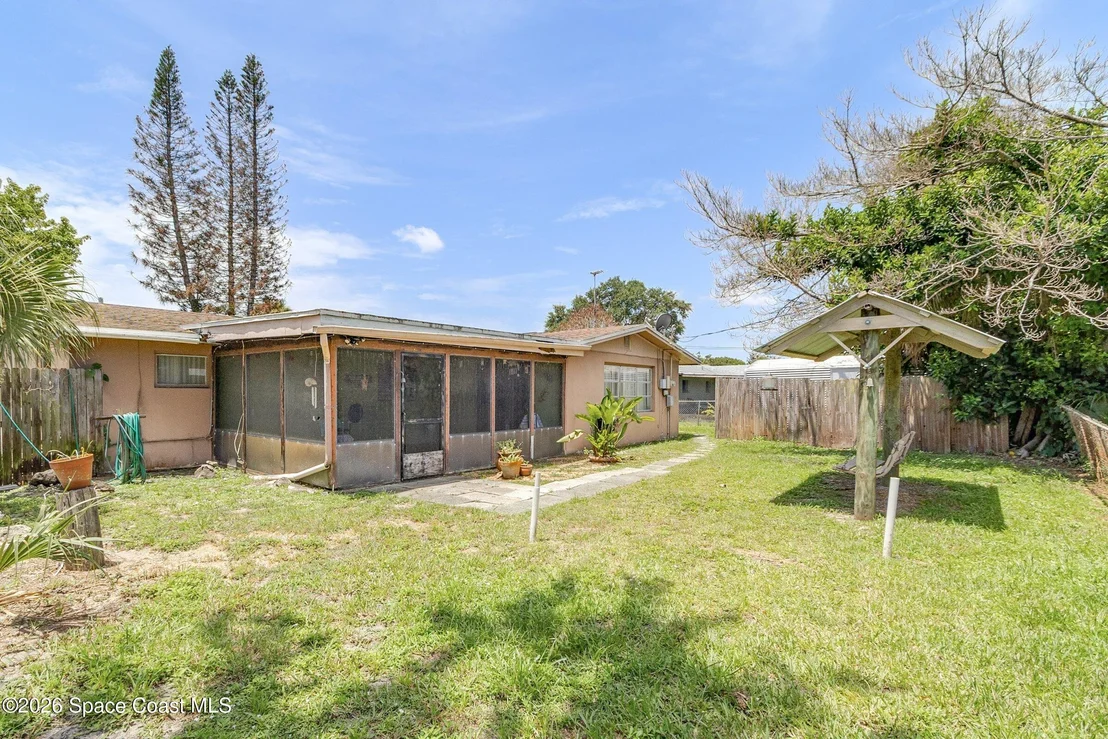 Photo of 1302 Sunwood Drive