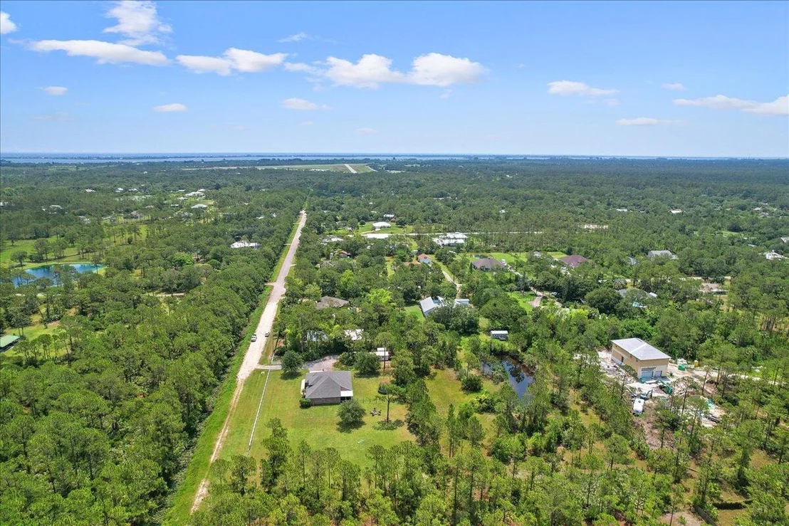 Photo of 2005 Vally Road