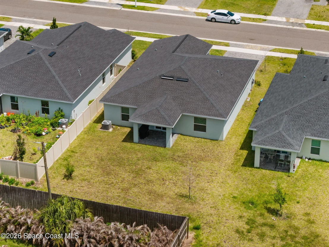 Photo of 826 Dockside Drive SW
