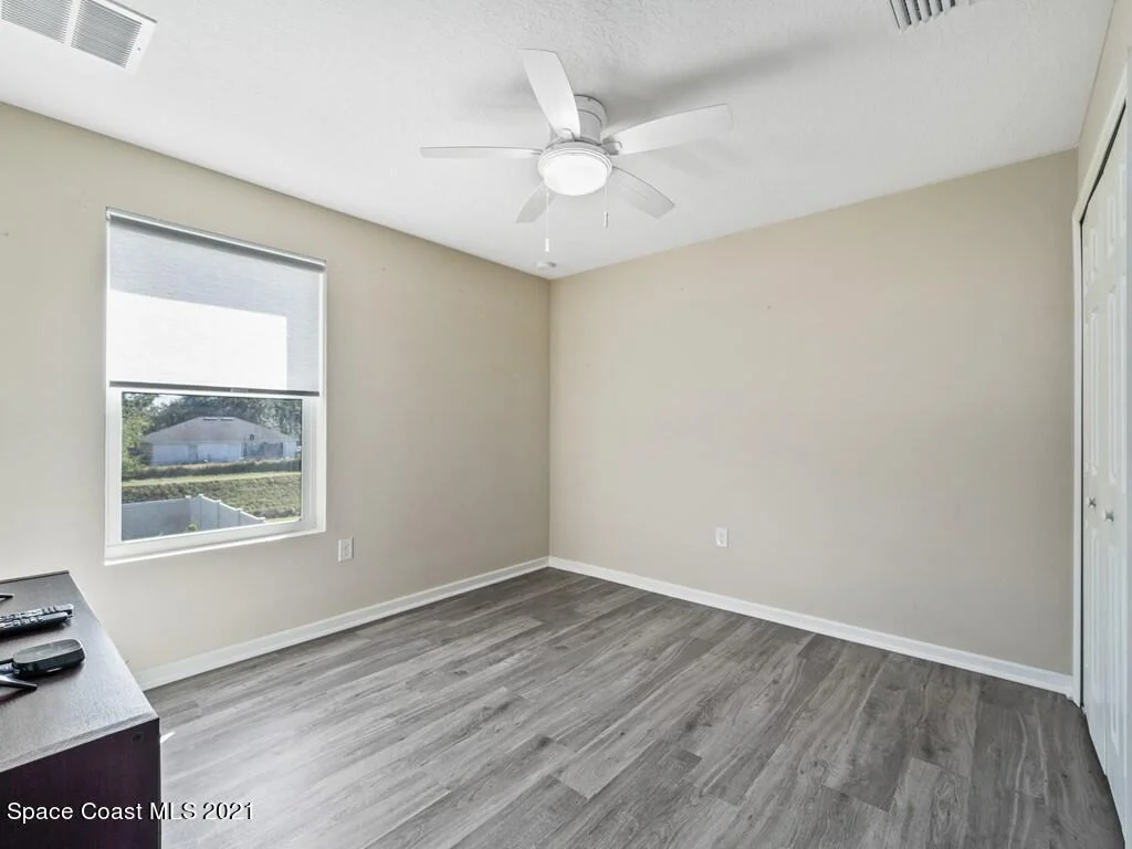Photo of 1232 Dillard Drive SE
