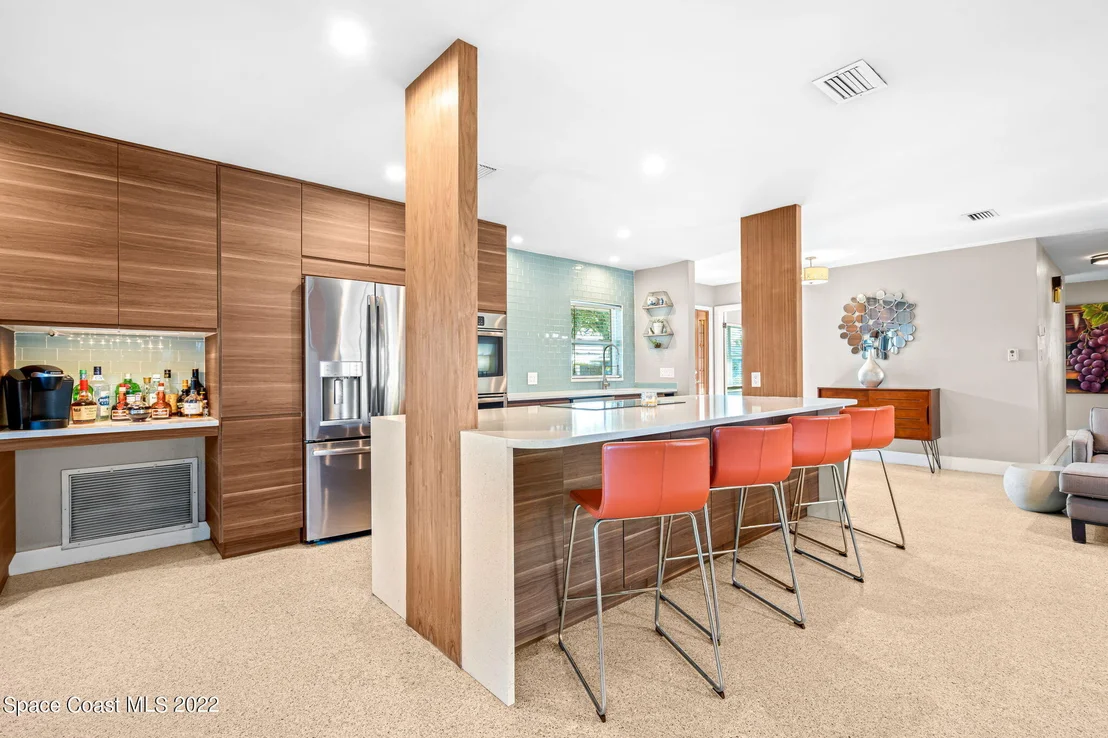 Photo of 518 Pine Tree Drive