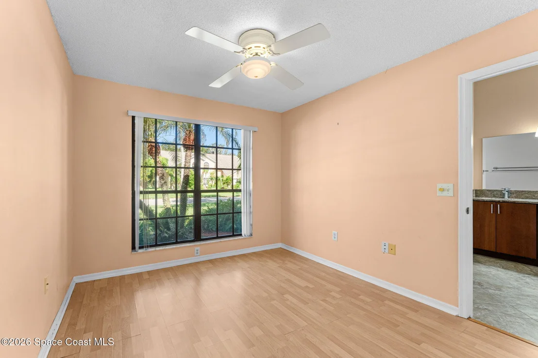 Photo of 1494 Wellington Circle