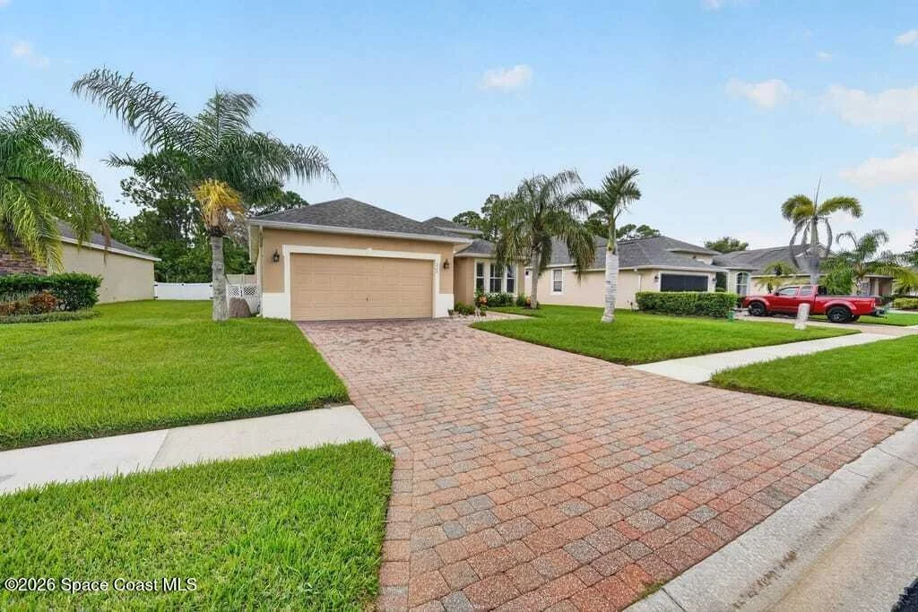 Photo of 228 Abernathy Circle SE