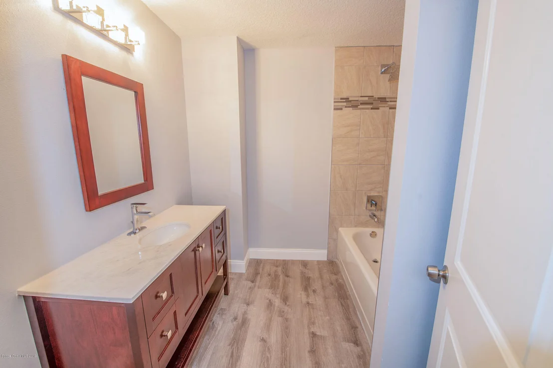 Photo of 1211 Bard Lane NE