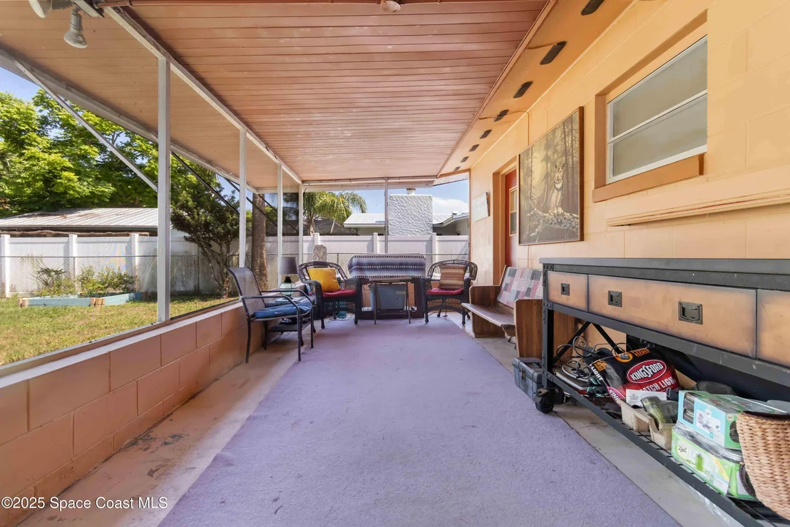 Photo of 517 Espanol Avenue