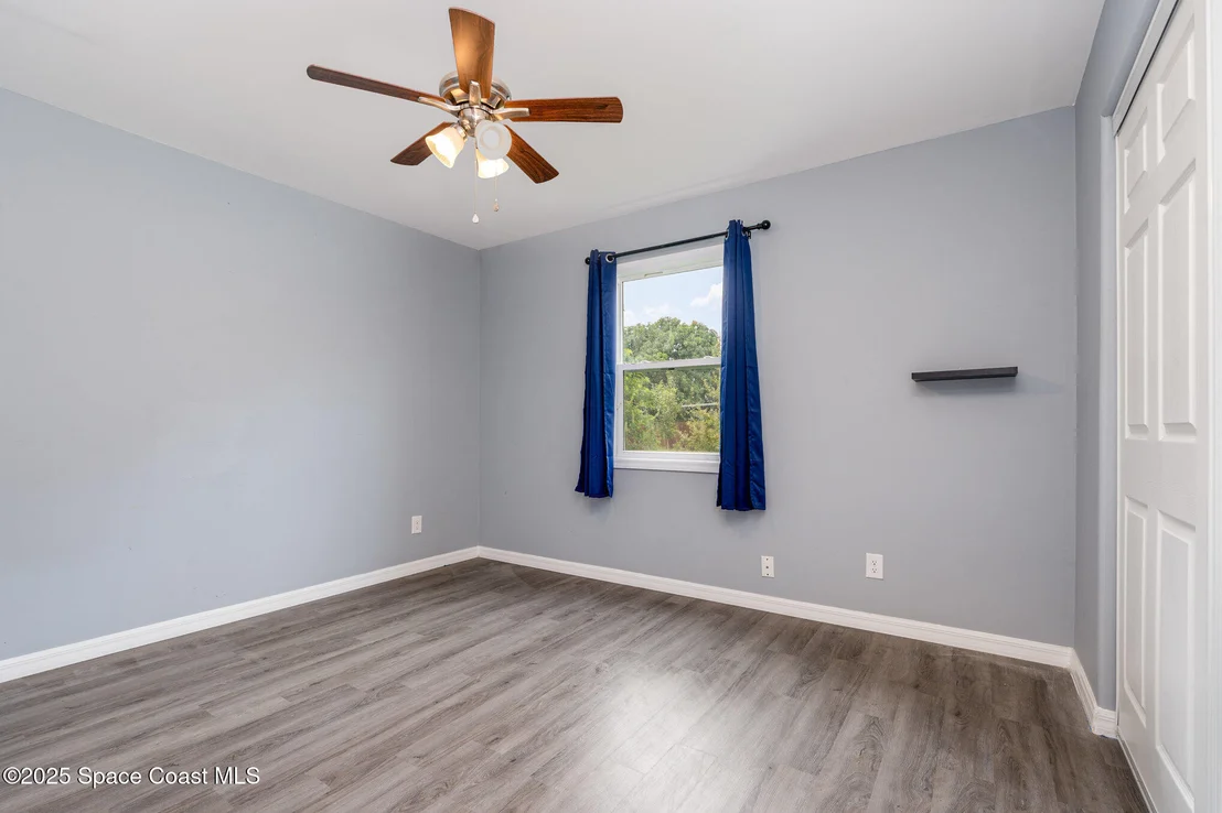 Photo of 190 Stephenson Drive NE