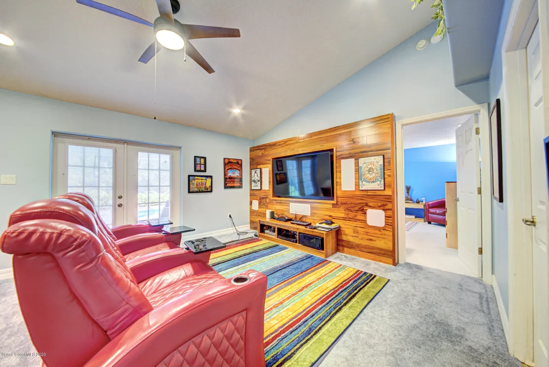 Photo of 4526 Wellington Lane