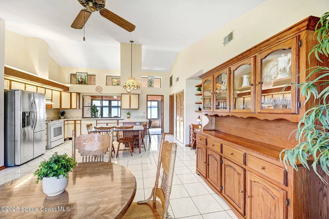 Photo of 2977 Saint Helens Way