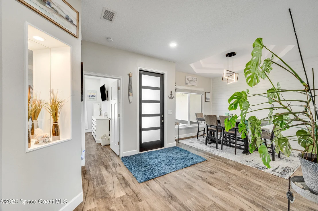 Photo of 447 Sandy Key