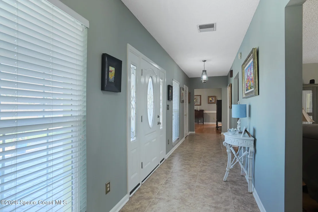 Photo of 325 Hibiscus Trail