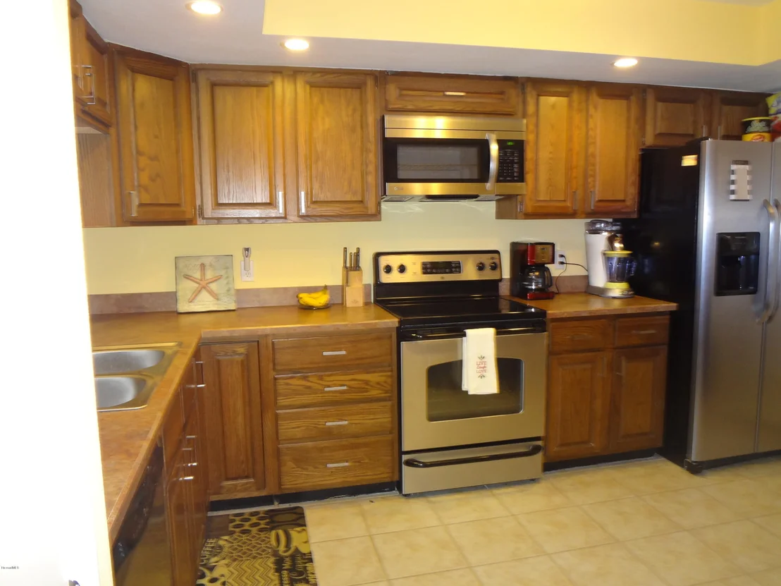 Photo of Unit 112 at 175 Highway A1a