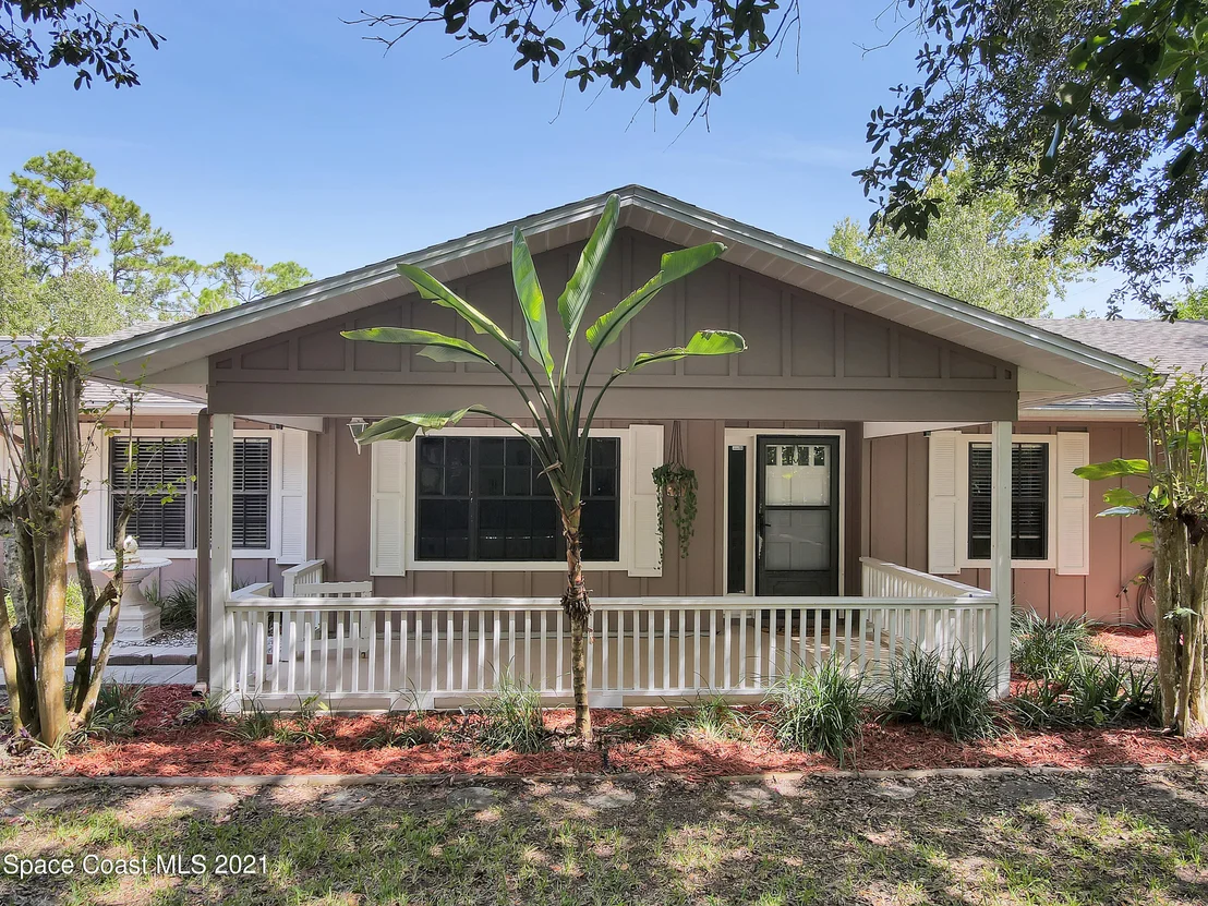 Photo of 4240 Deerwood Trail