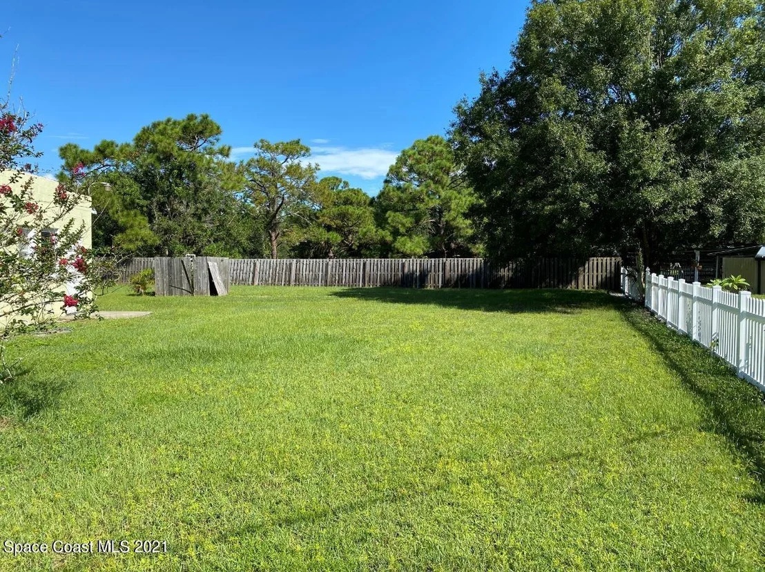 Photo of 2410 Malabar Road