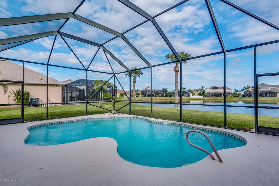 Photo of 3637 Peninsula Circle