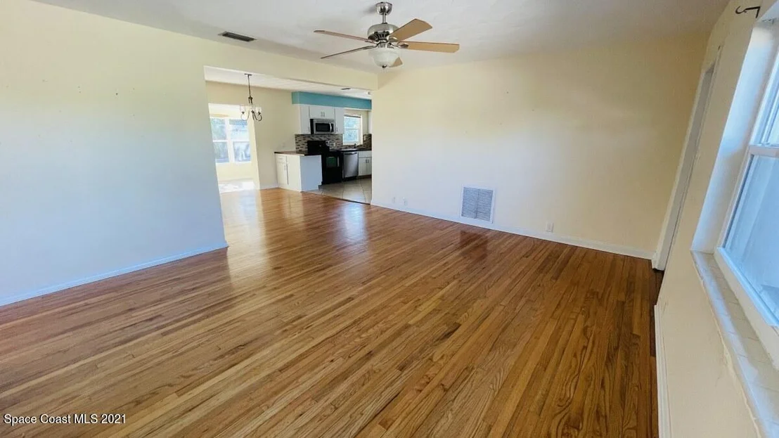 Photo of 2250 Sunset Avenue