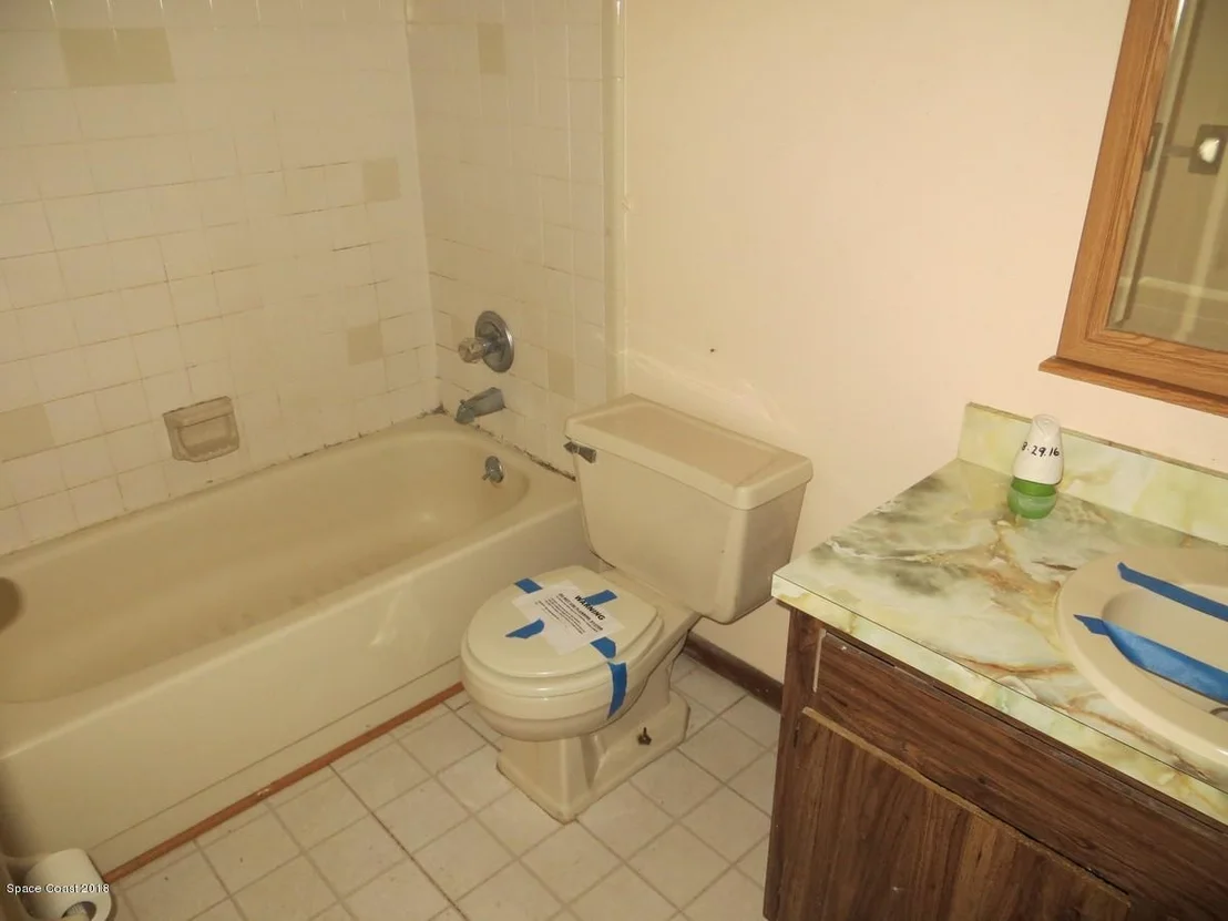 Photo of 1040 Sycamore Drive