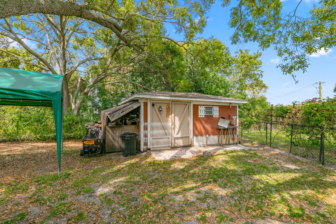 Photo of 1313 Ethel Circle NE