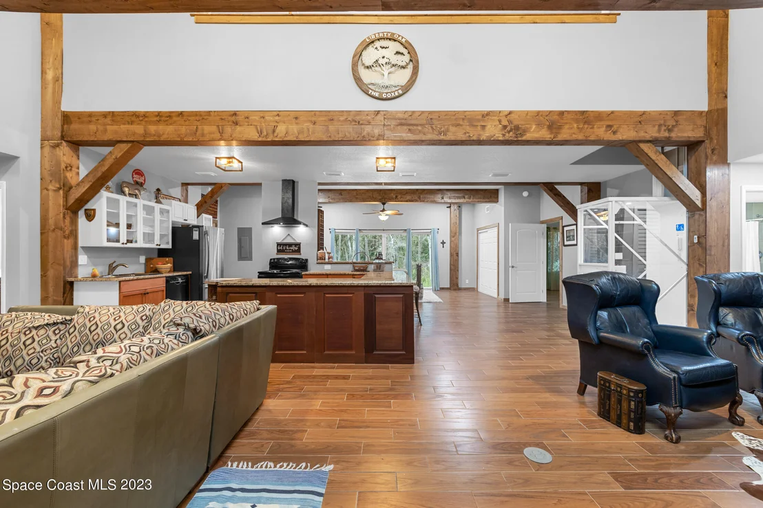 Photo of 1370 Gopher Slough Road