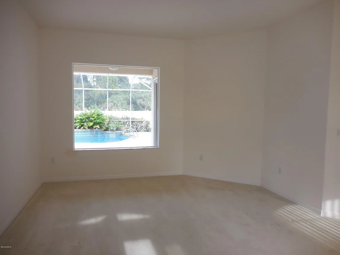 Photo of 1947 SE Windbrook Drive