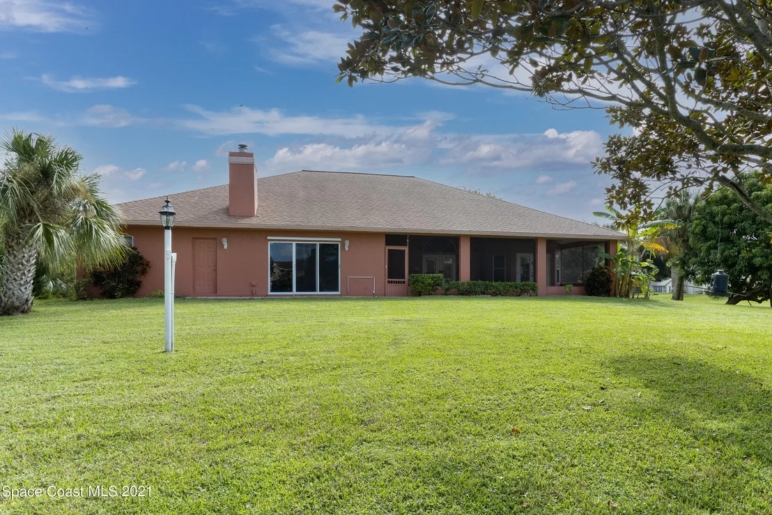 Photo of 1225 Salmonberry Place