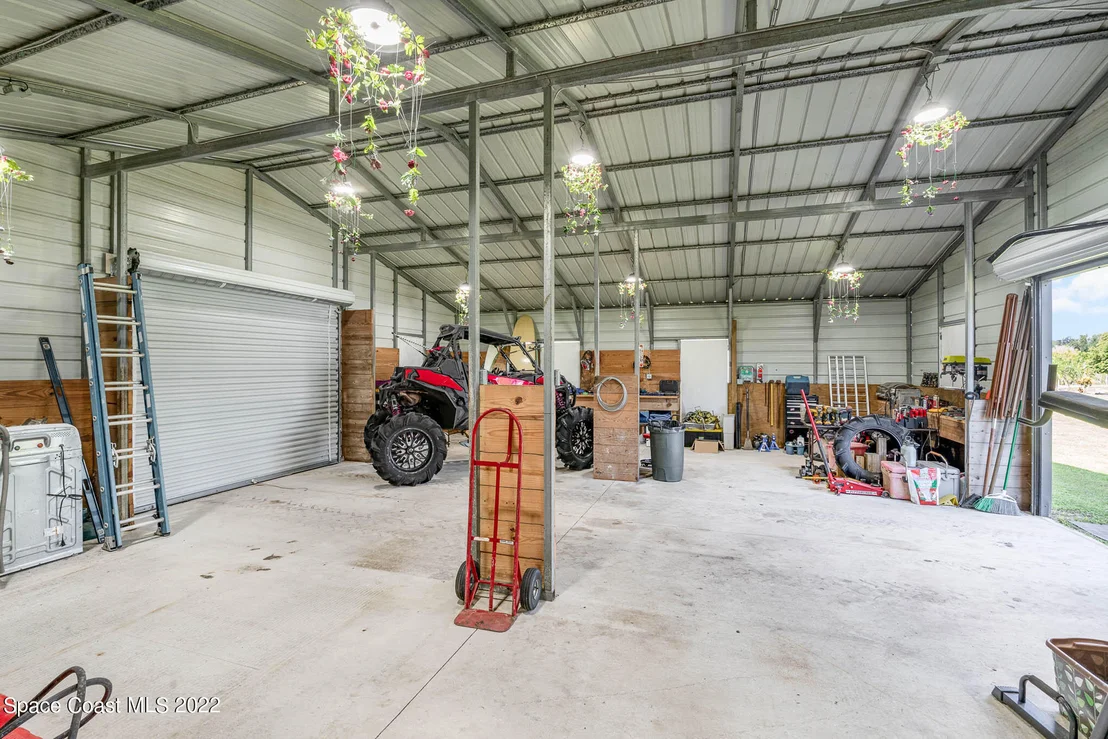 Photo of 3215 Lionel Road