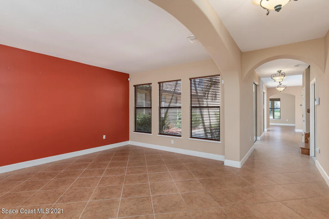 Photo of 709 Monterey Drive