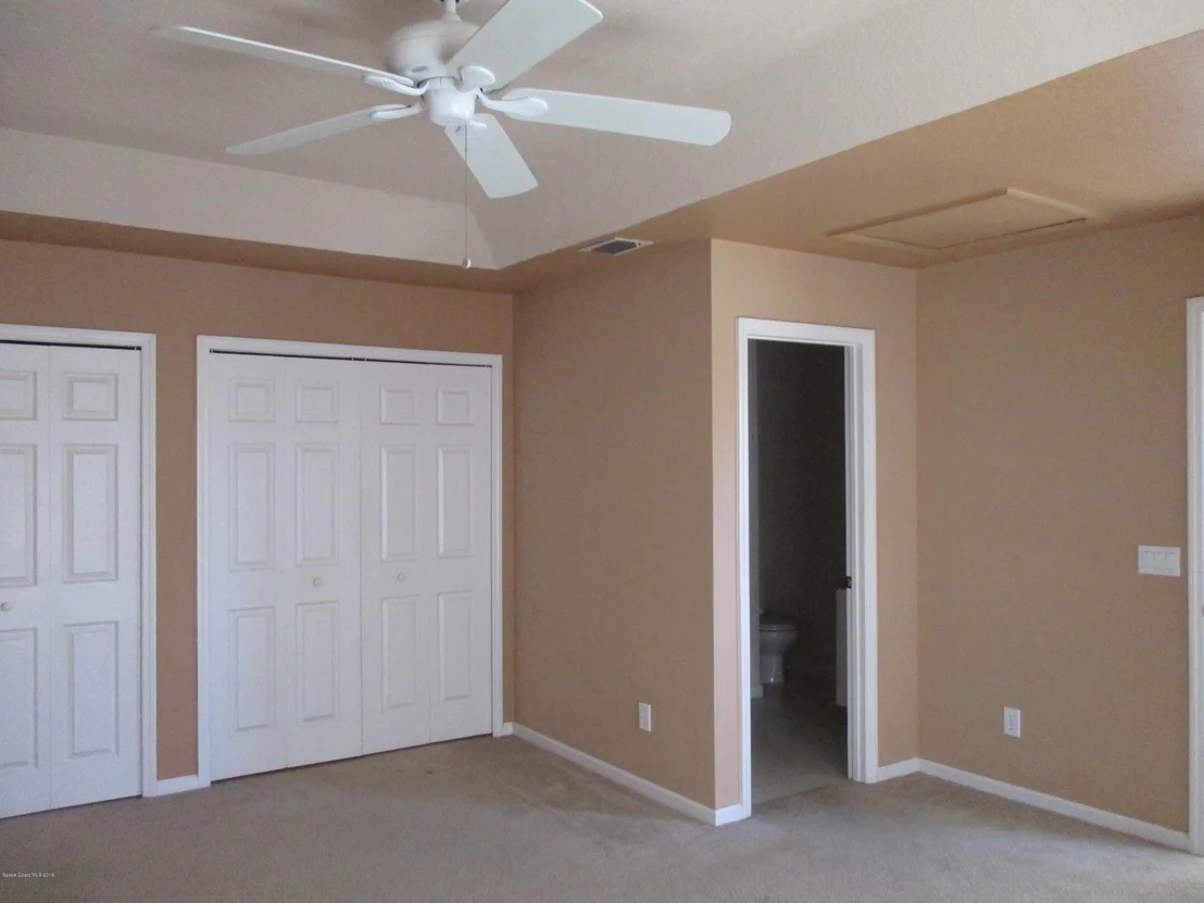Photo of Unit 105 at 895 Luminary Circle
