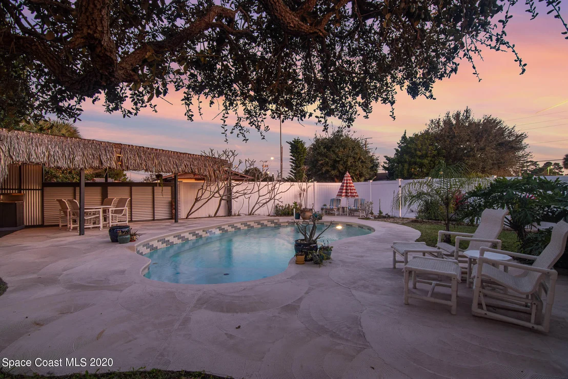 Photo of 309 Live Oak Lane