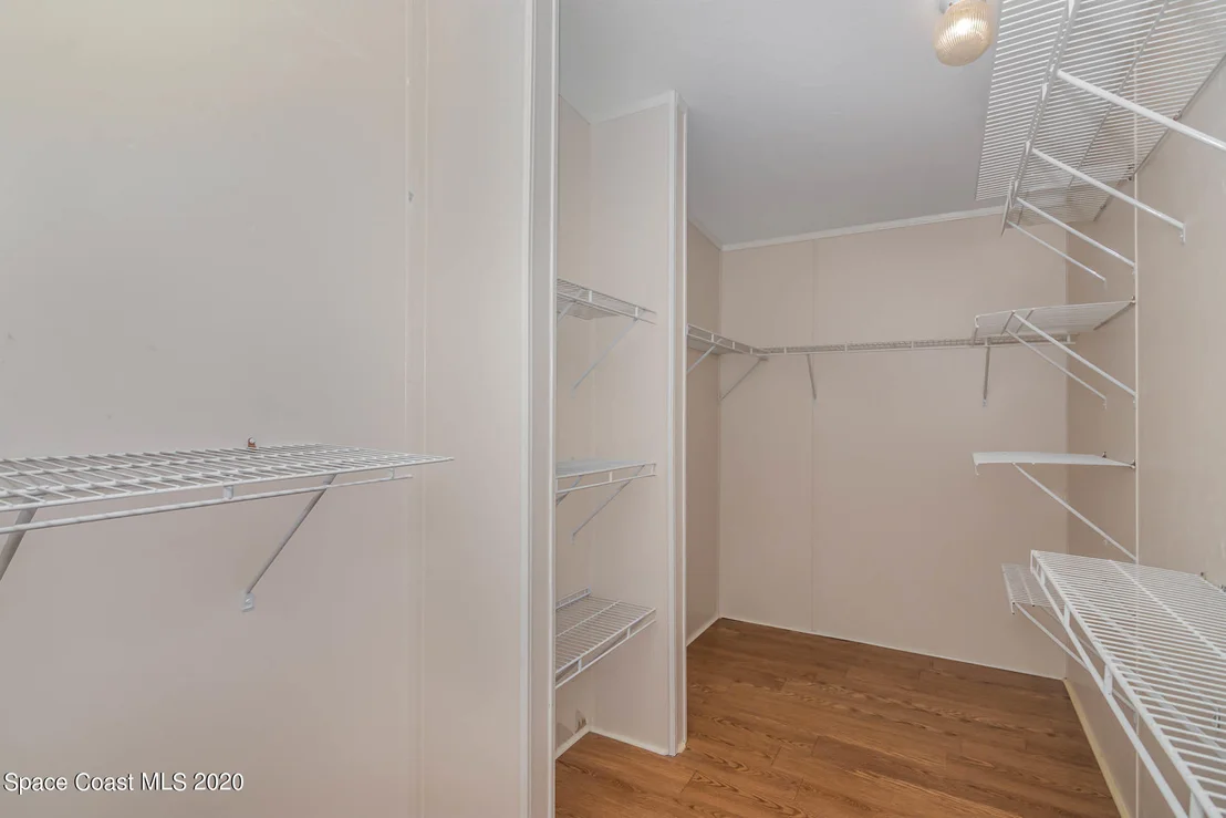 Photo of 775 Outer Drive