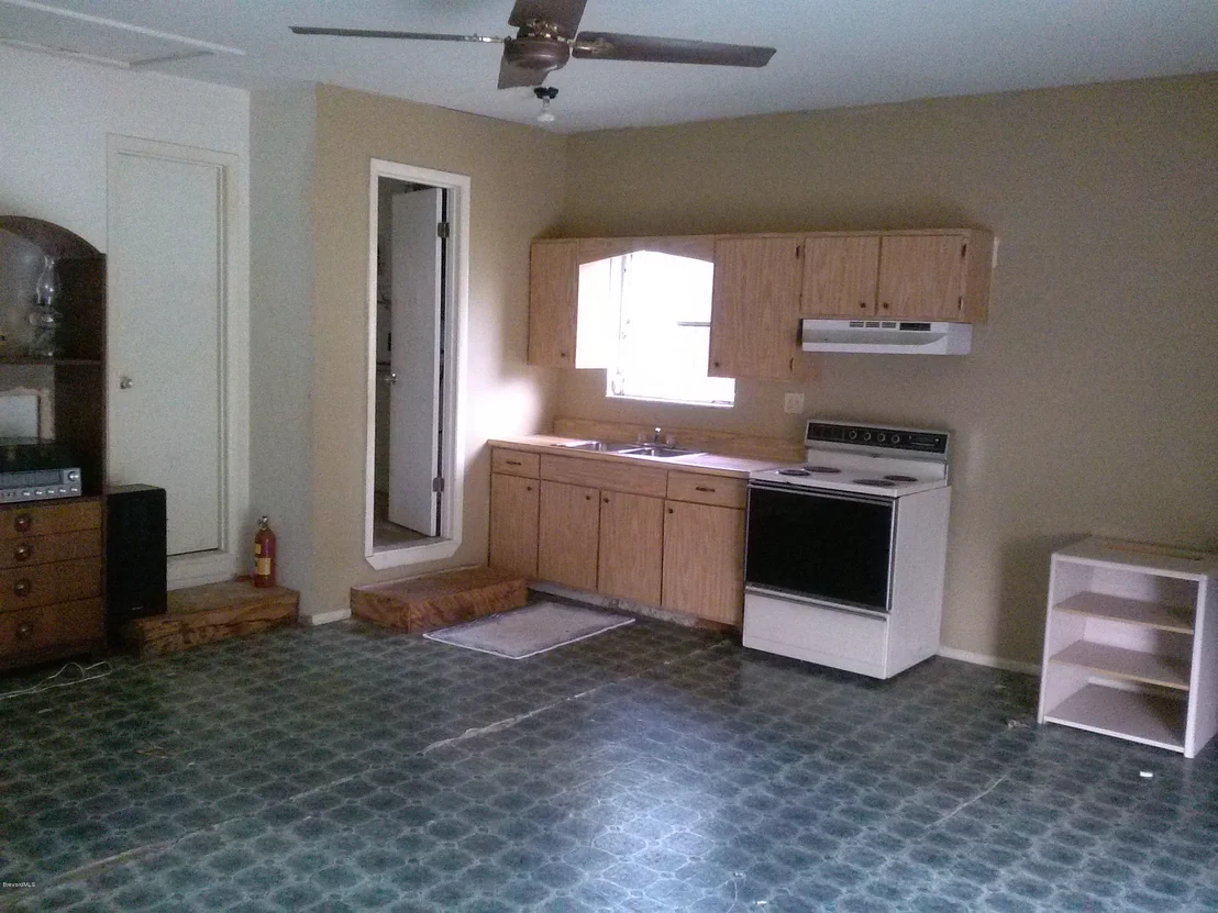 Photo of 2536 Cocoanut Drive