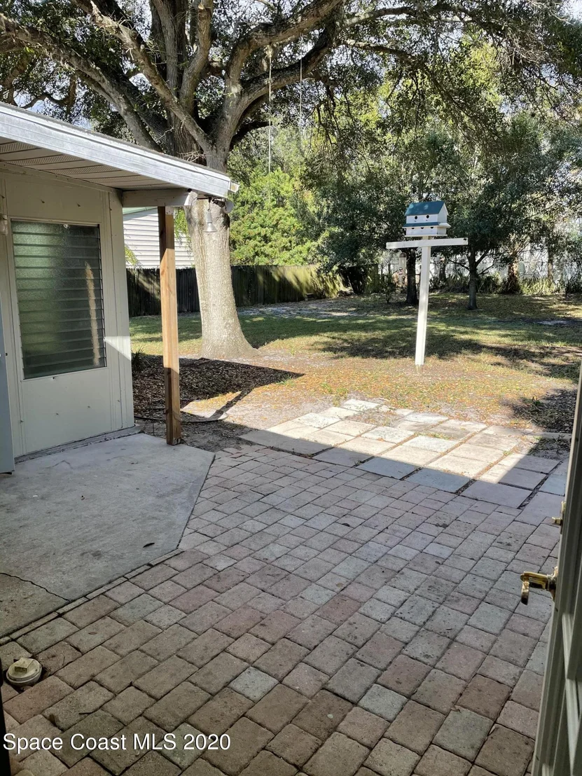 Photo of 1110 10th Place
