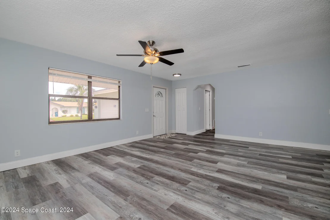Photo of 2823 Corbusier Drive
