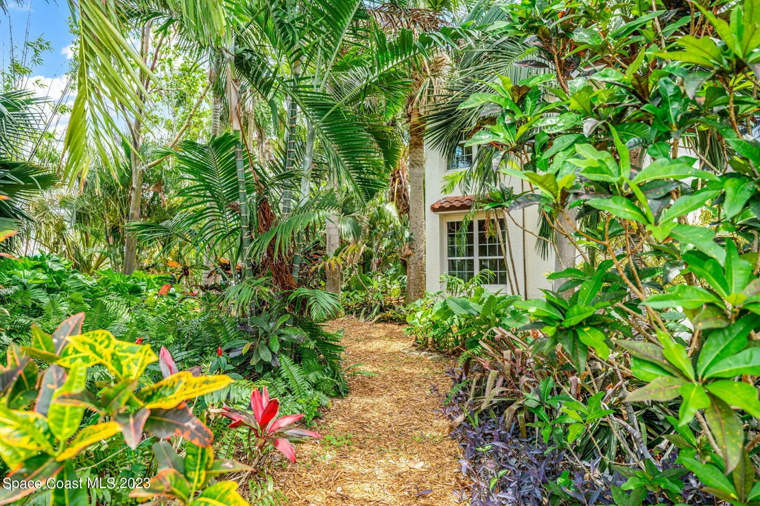 Photo of 301 Miami Avenue