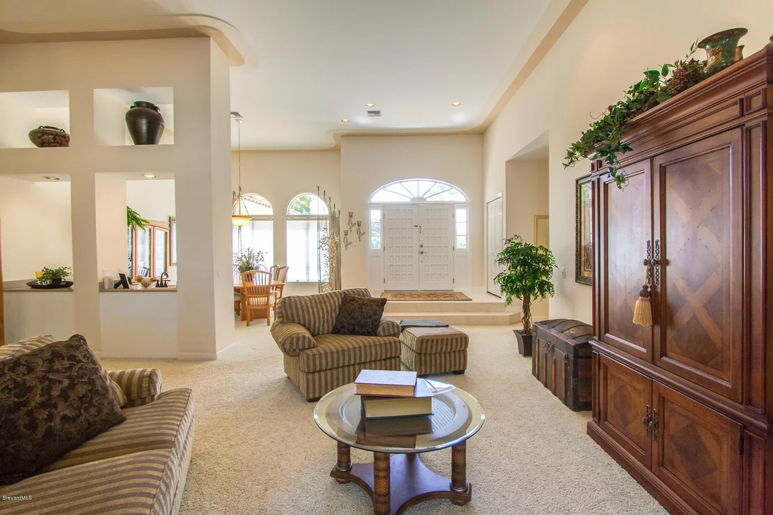 Photo of 140 Utopia Circle