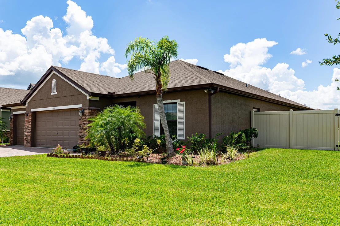 Photo of 450 Trymore Drive SE