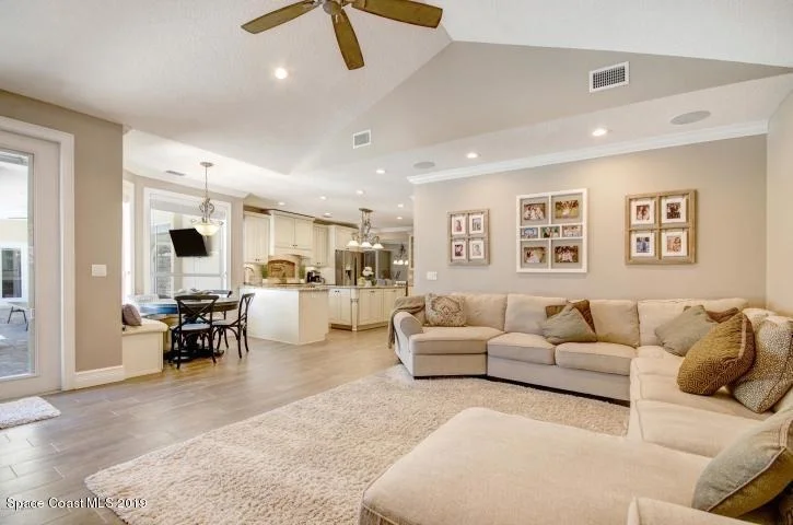 Photo of 661 Nightingale Drive
