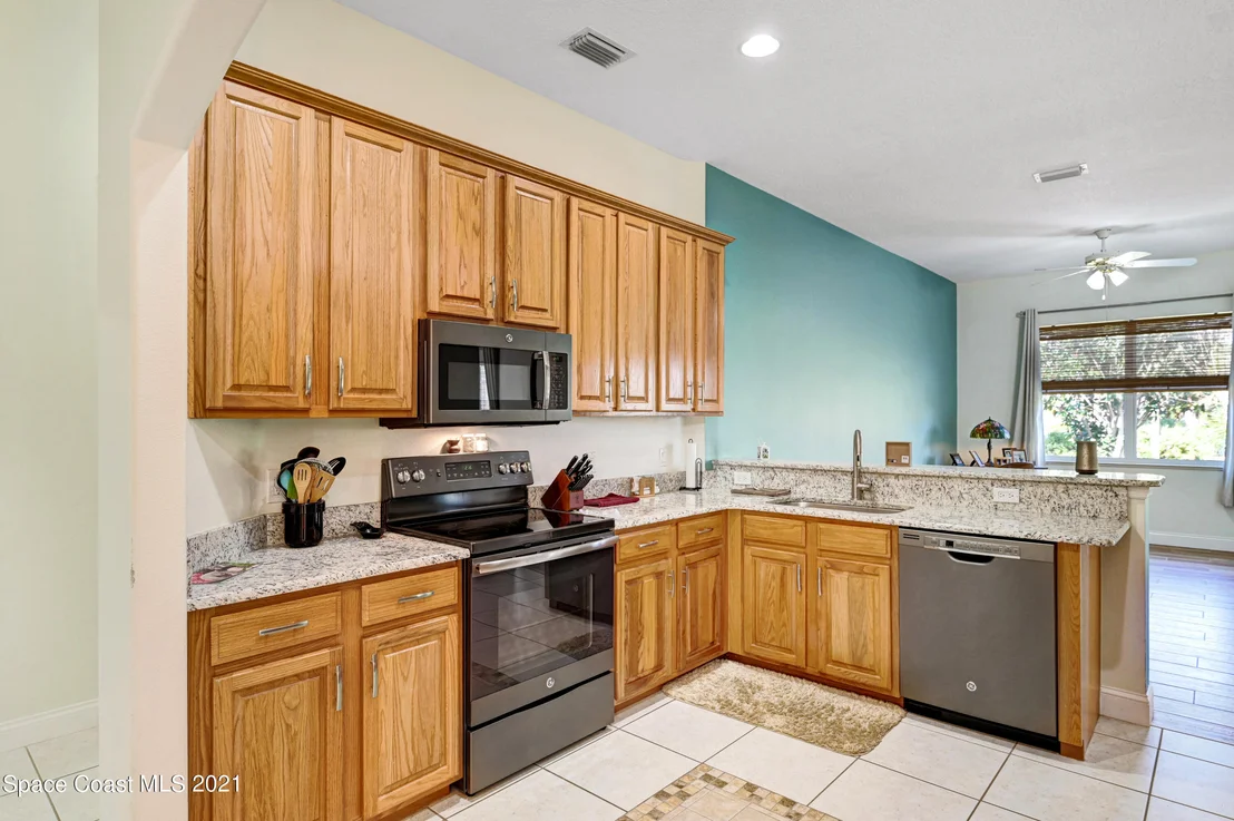 Photo of 2571 Canterbury Circle